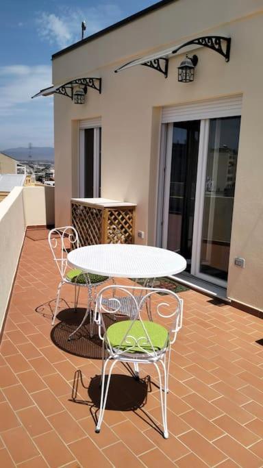Apartment Cagliari, Oliveoyl Apt&terrace Cagliari